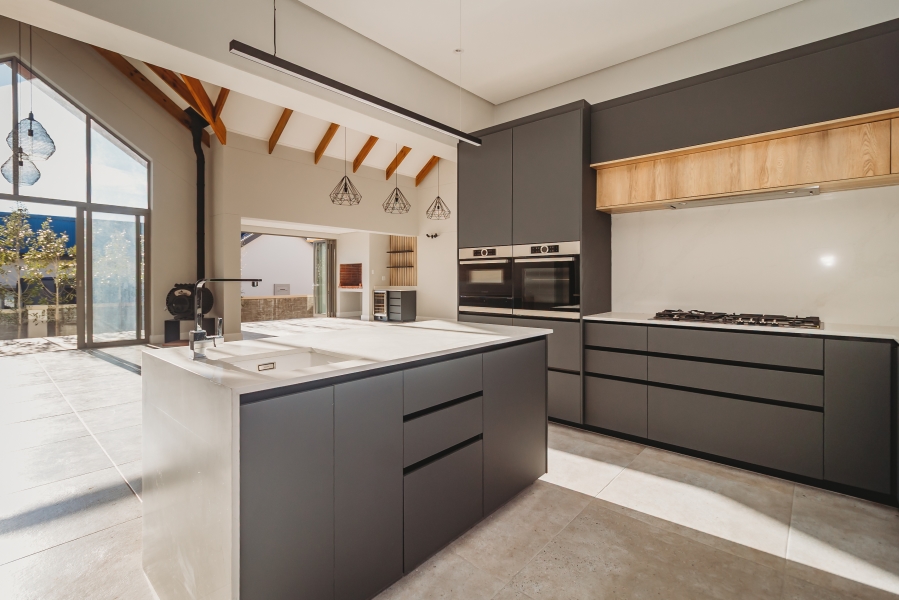 4 Bedroom Property for Sale in Kingswood Golf Estate Western Cape